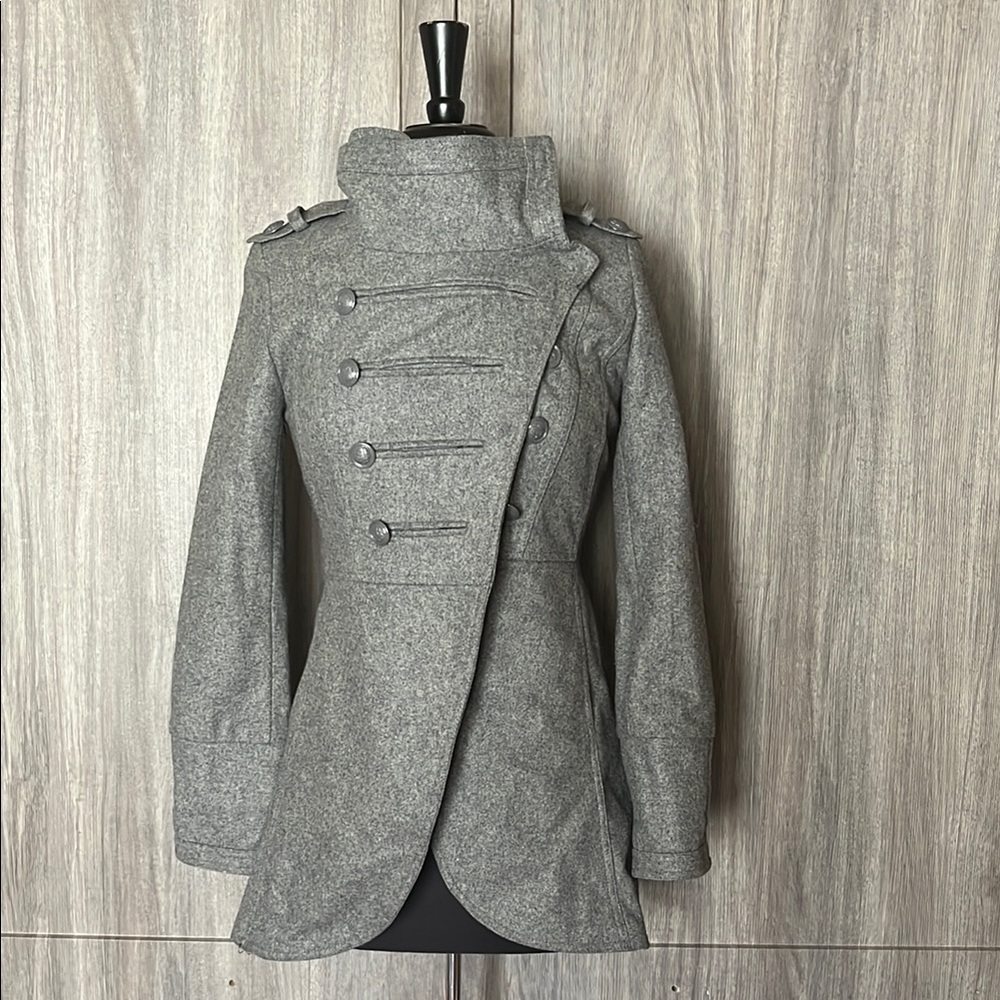 Zara Basic Double-Breasted Coat - image 1